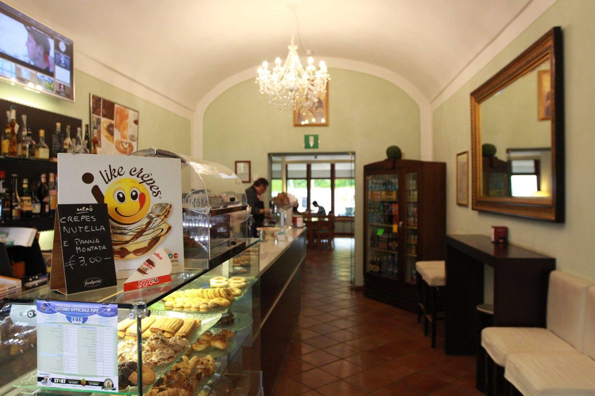 Hotel Portici Vicoforte Exterior foto